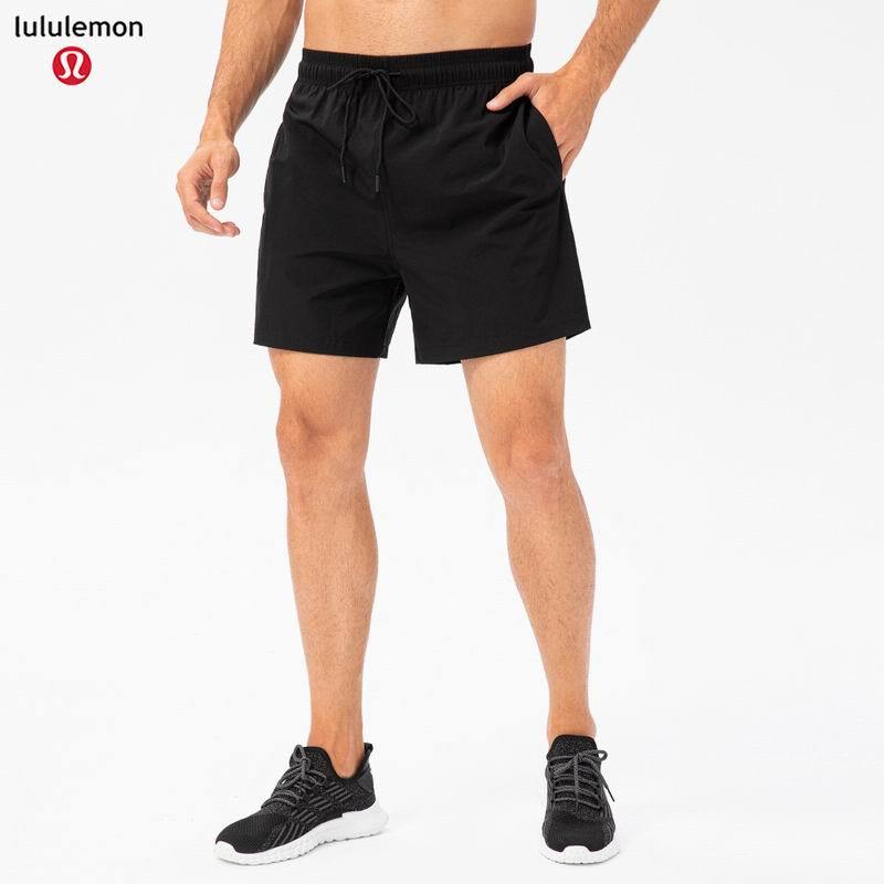 Lululemon Men's Shorts 10